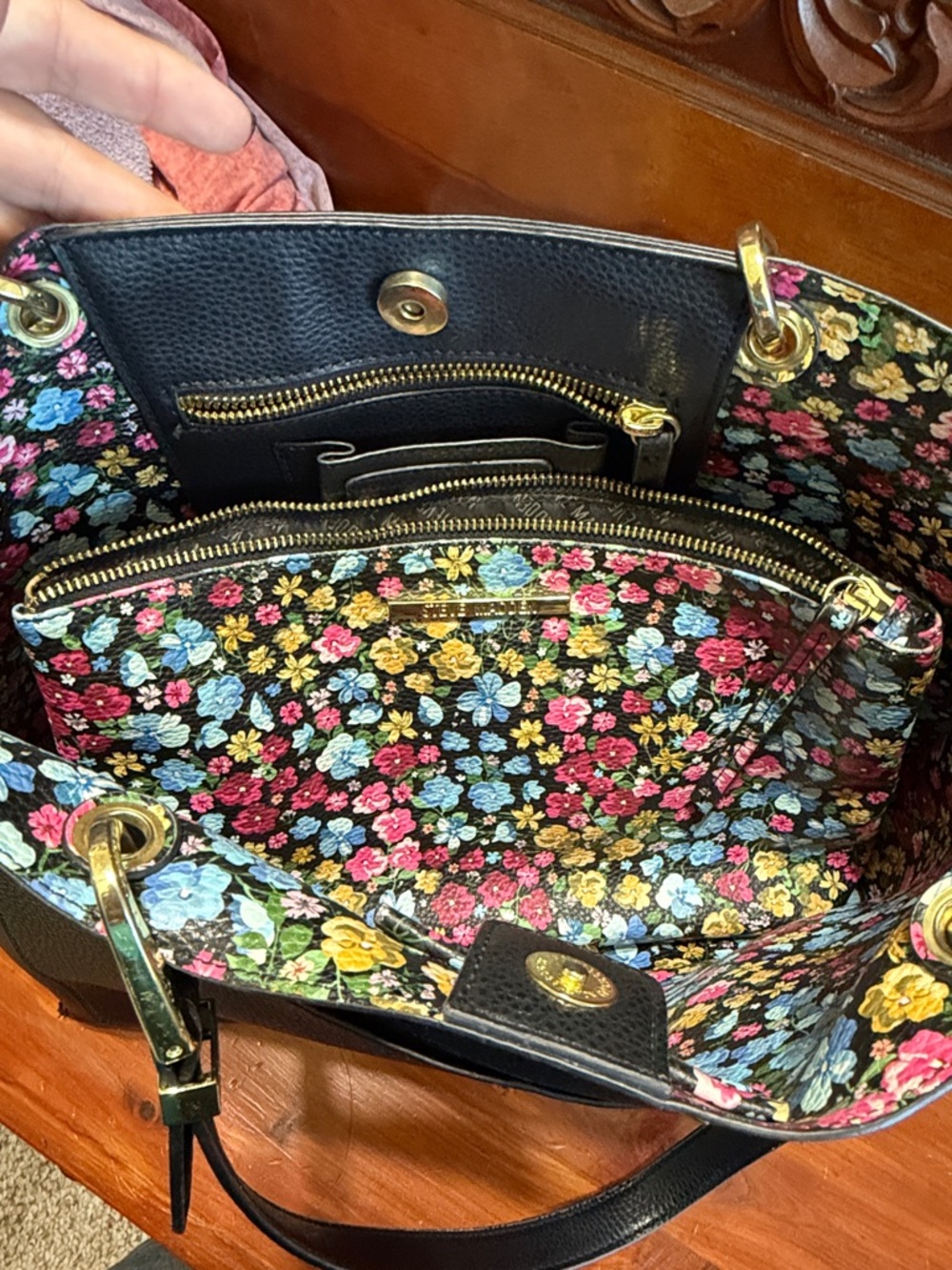 Steve Madden Black Pebbled Faux Leather Tote with Matching Floral Print Pouch - Picture 12 of 13